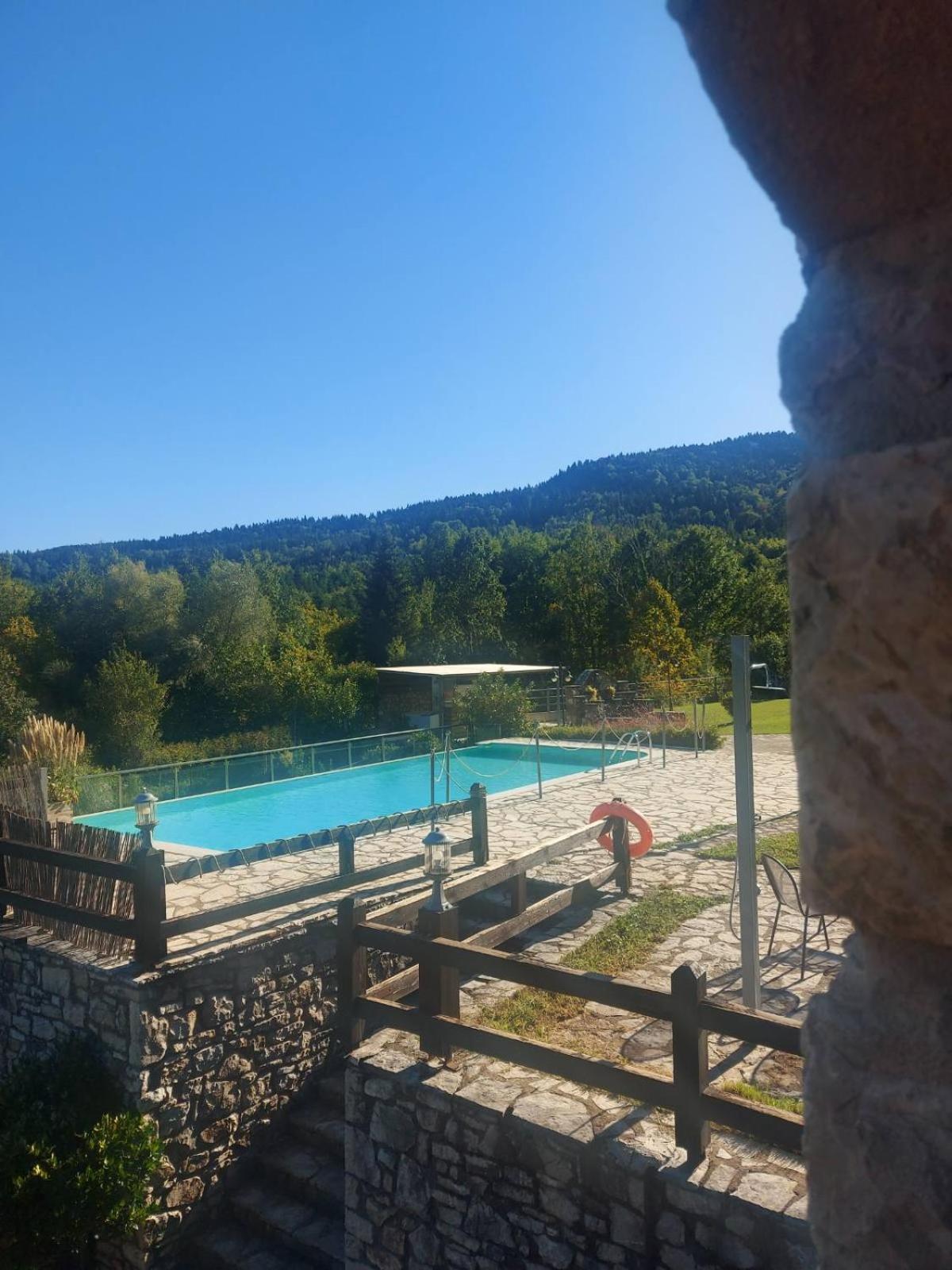 Aiolides Hotel Kalivia  Exterior photo