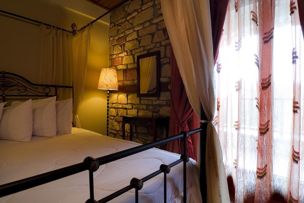 Aiolides Hotel Kalivia  Exterior photo