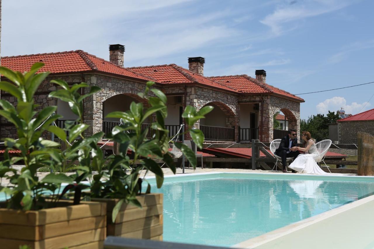 Aiolides Hotel Kalivia  Exterior photo